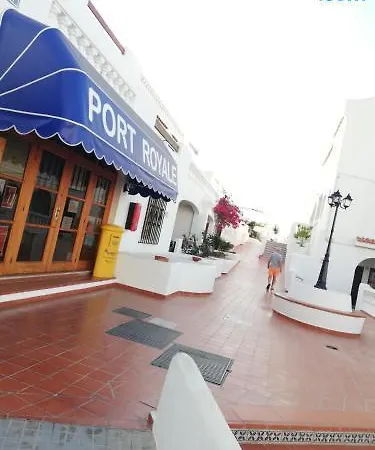Cristianos Port Royal New *